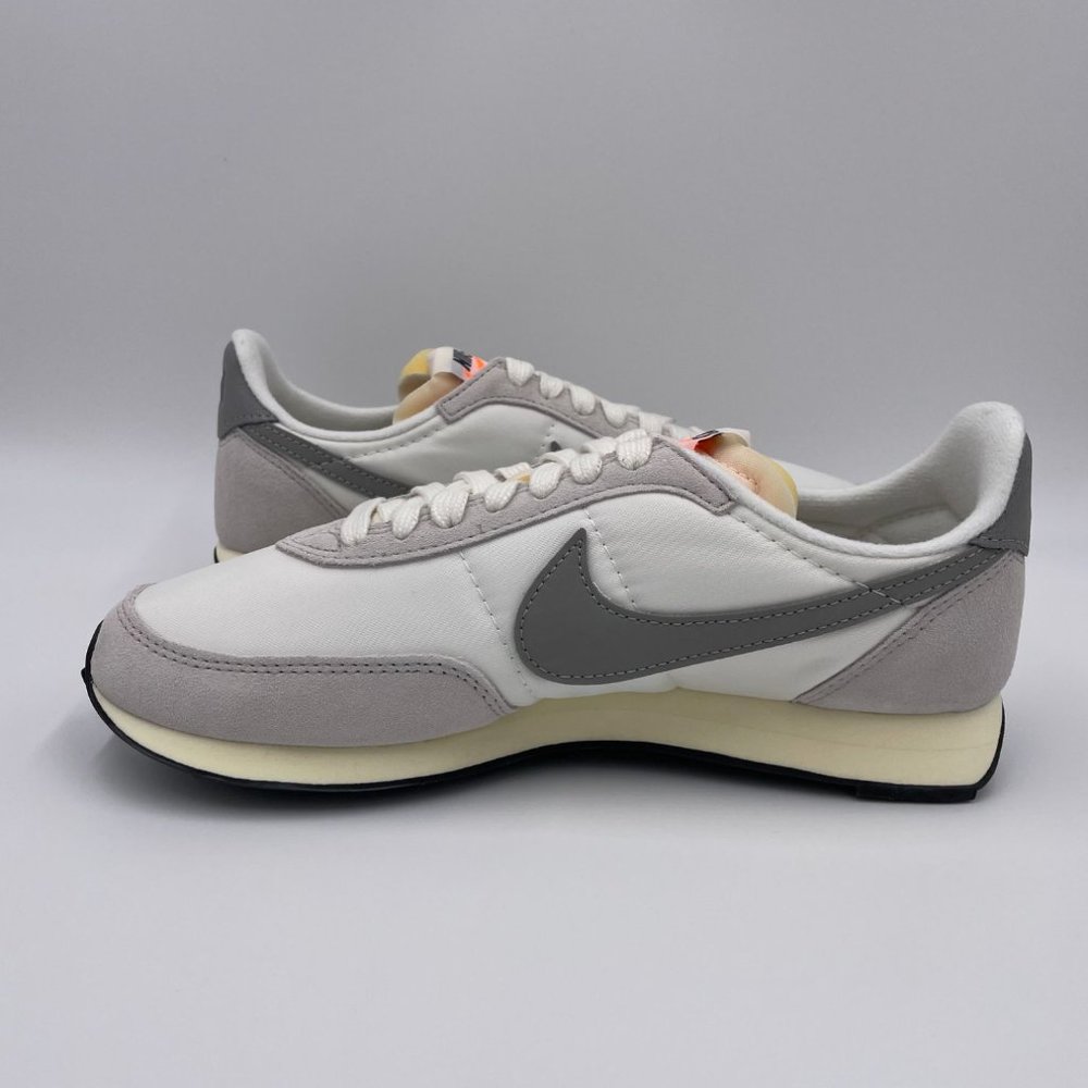 Nike Waffle Trainer 2 SE Mens Shoes - Picture 2 of 8